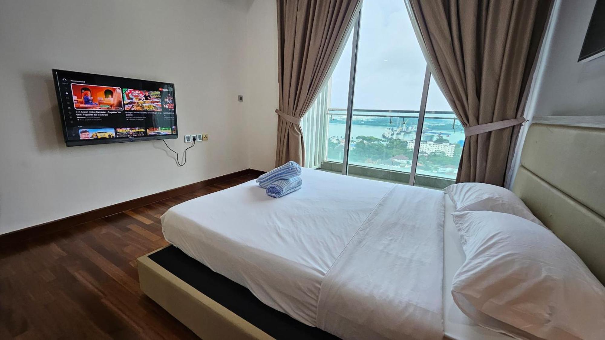 Paragon Suites Studios With Private Jacuzzi Near Ciq Rts ジョホールバル エクステリア 写真